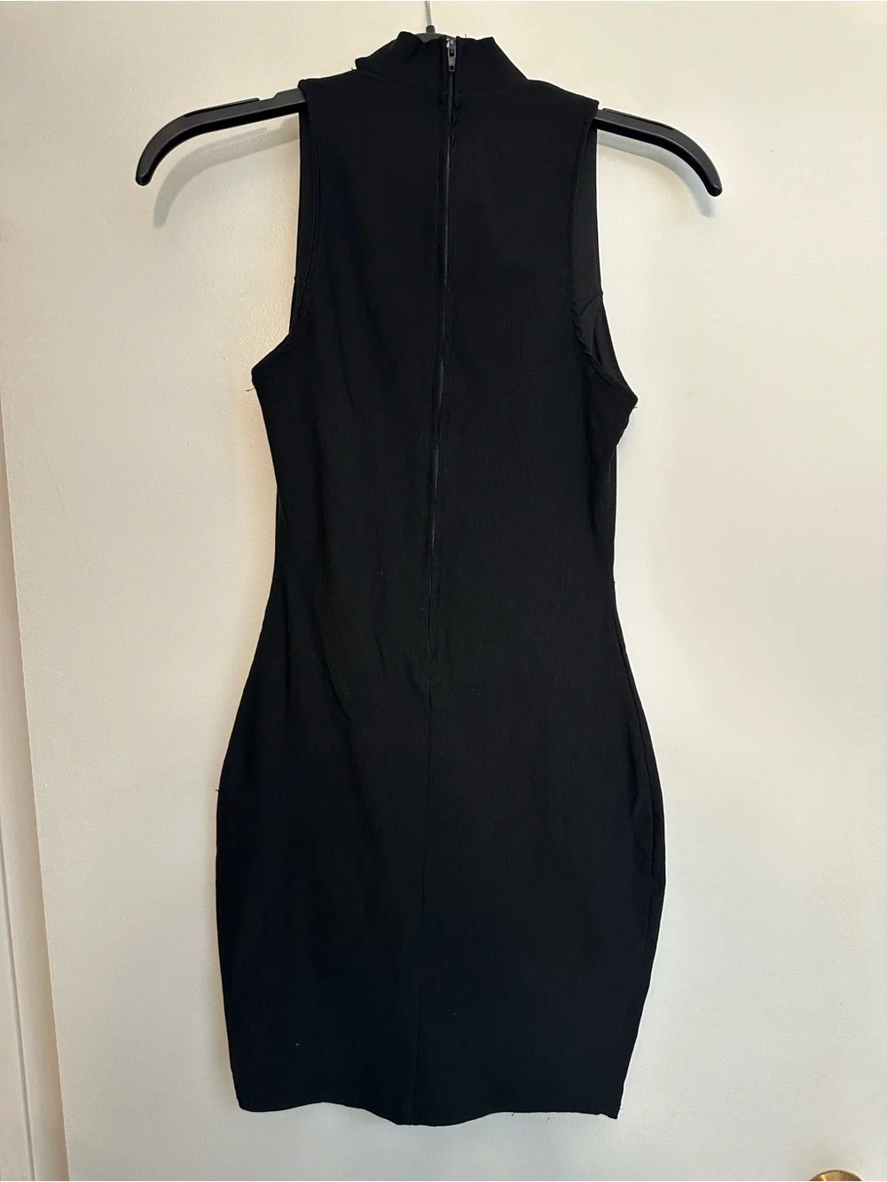 Guess black mini